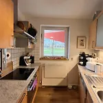 Separate Privat In Shared With 2 Cats And 1 Person *