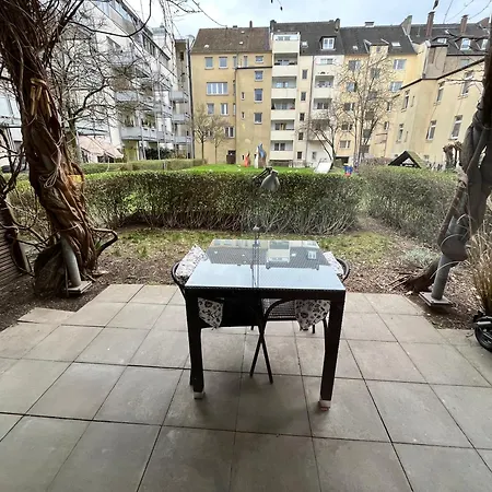 Separate Privat In Shared With 2 Cats And 1 Person Dusseldorf