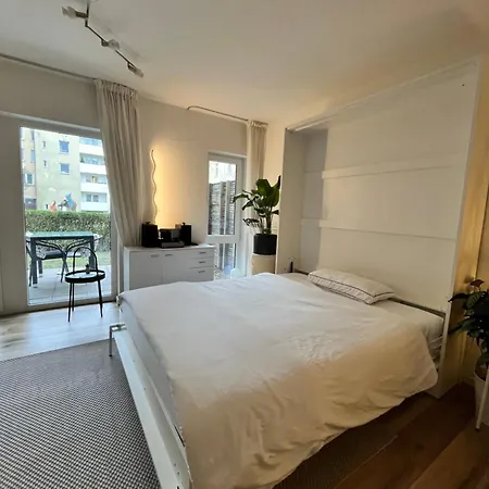 Separate Privat In Shared With 2 Cats And 1 Person Ντίσελντορφ