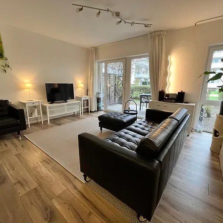 Separate Privat In Shared With 2 Cats And 1 Person * Dusseldorf