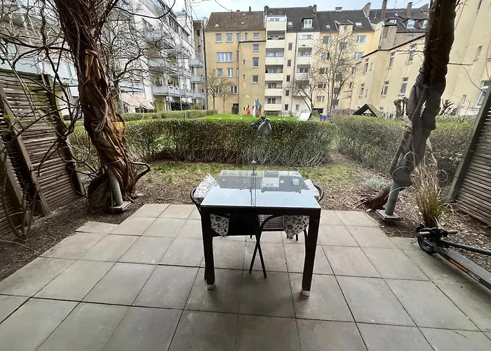 Separate Privat In Shared With 2 Cats And 1 Person 杜塞尔多夫